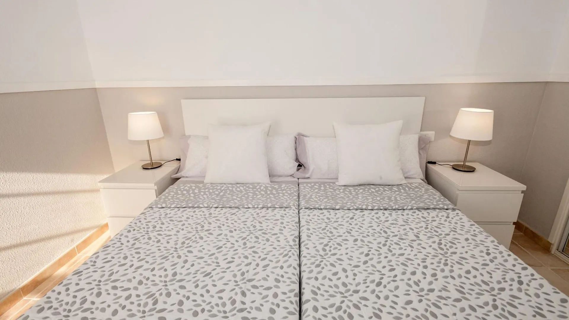 Villa Vanesa Luxury Private Villa With A Heated Pool, 4 Bedrooms And 4 Bathrooms Costa Adeje  Espagne