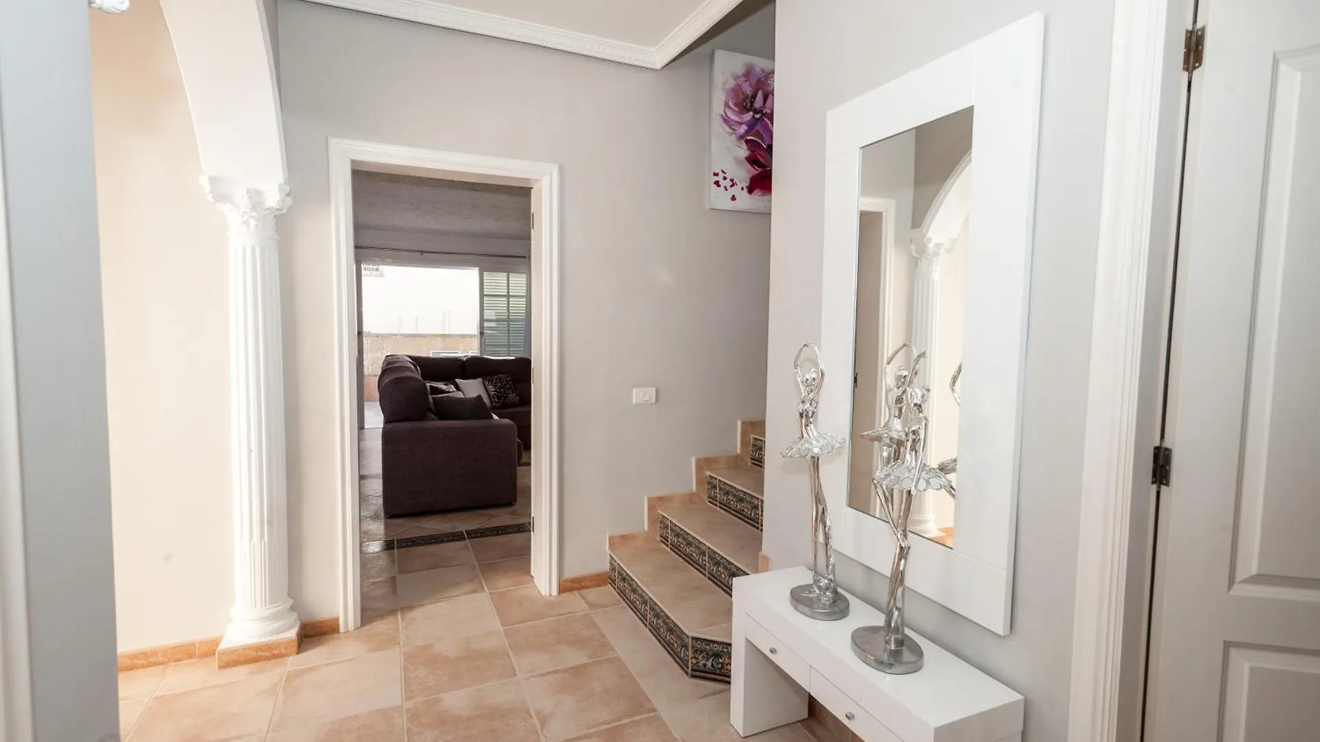 Villa Vanesa Luxury Private Villa With A Heated Pool, 4 Bedrooms And 4 Bathrooms Costa Adeje  0*, Costa Adeje (Tenerife)