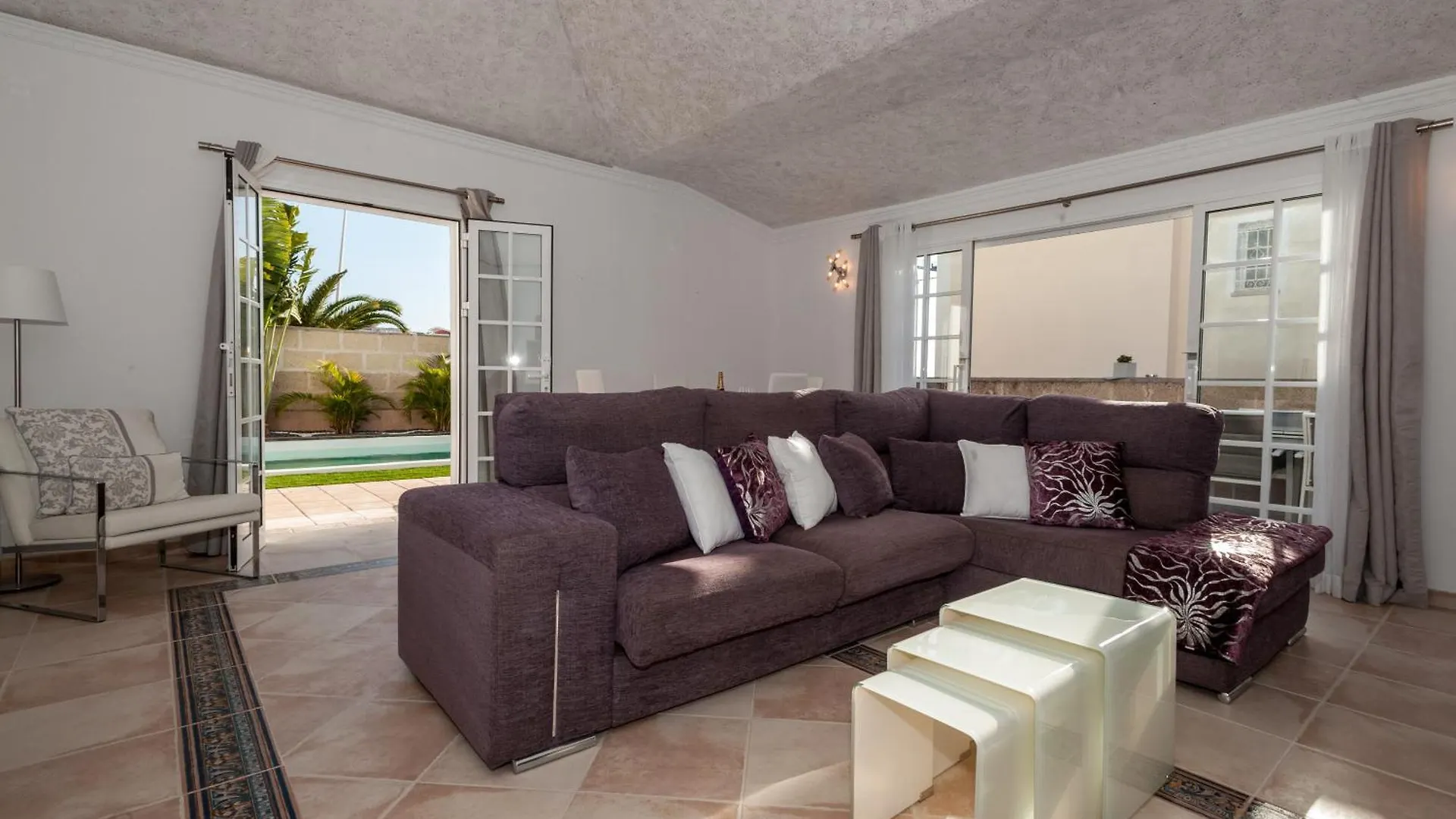 Villa Vanesa Luxury Private Villa With A Heated Pool, 4 Bedrooms And 4 Bathrooms Costa Adeje  0*, Costa Adeje (Tenerife) Espagne