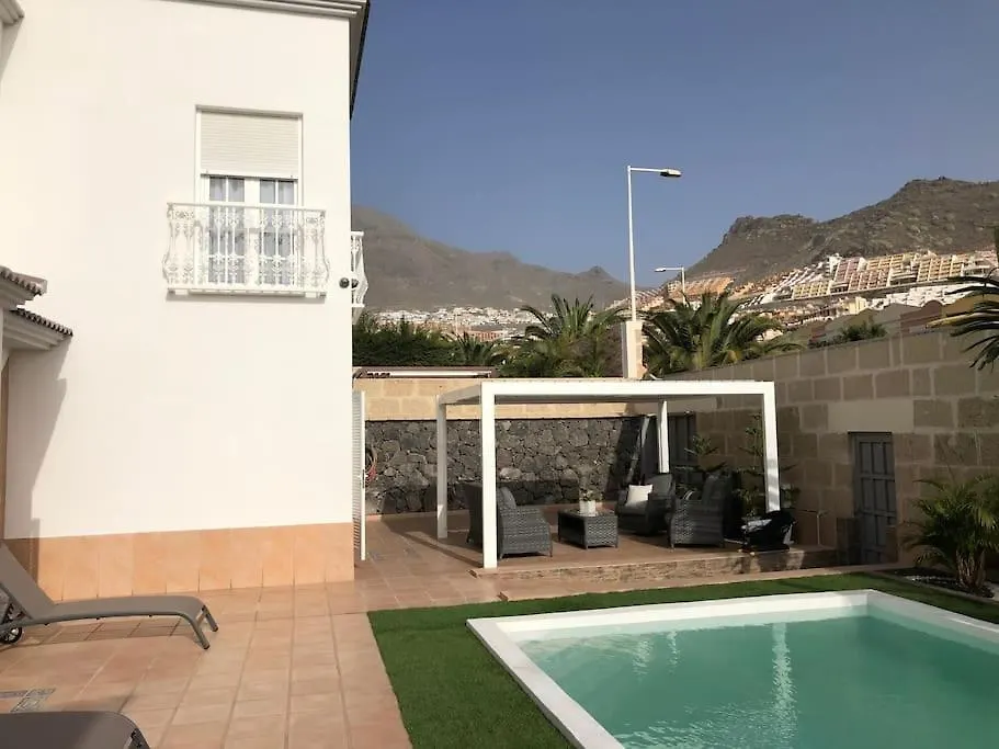 Villa Vanesa Luxury Private Villa With A Heated Pool, 4 Bedrooms And 4 Bathrooms Costa Adeje   Costa Adeje (Tenerife)
