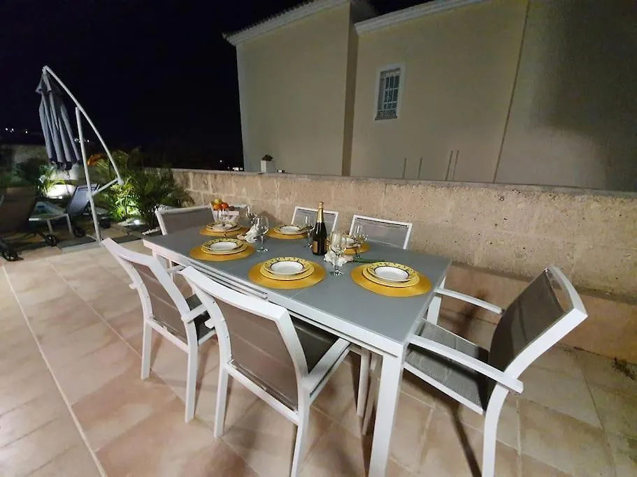 Villa Vanesa Costa Adeje  Spagna
